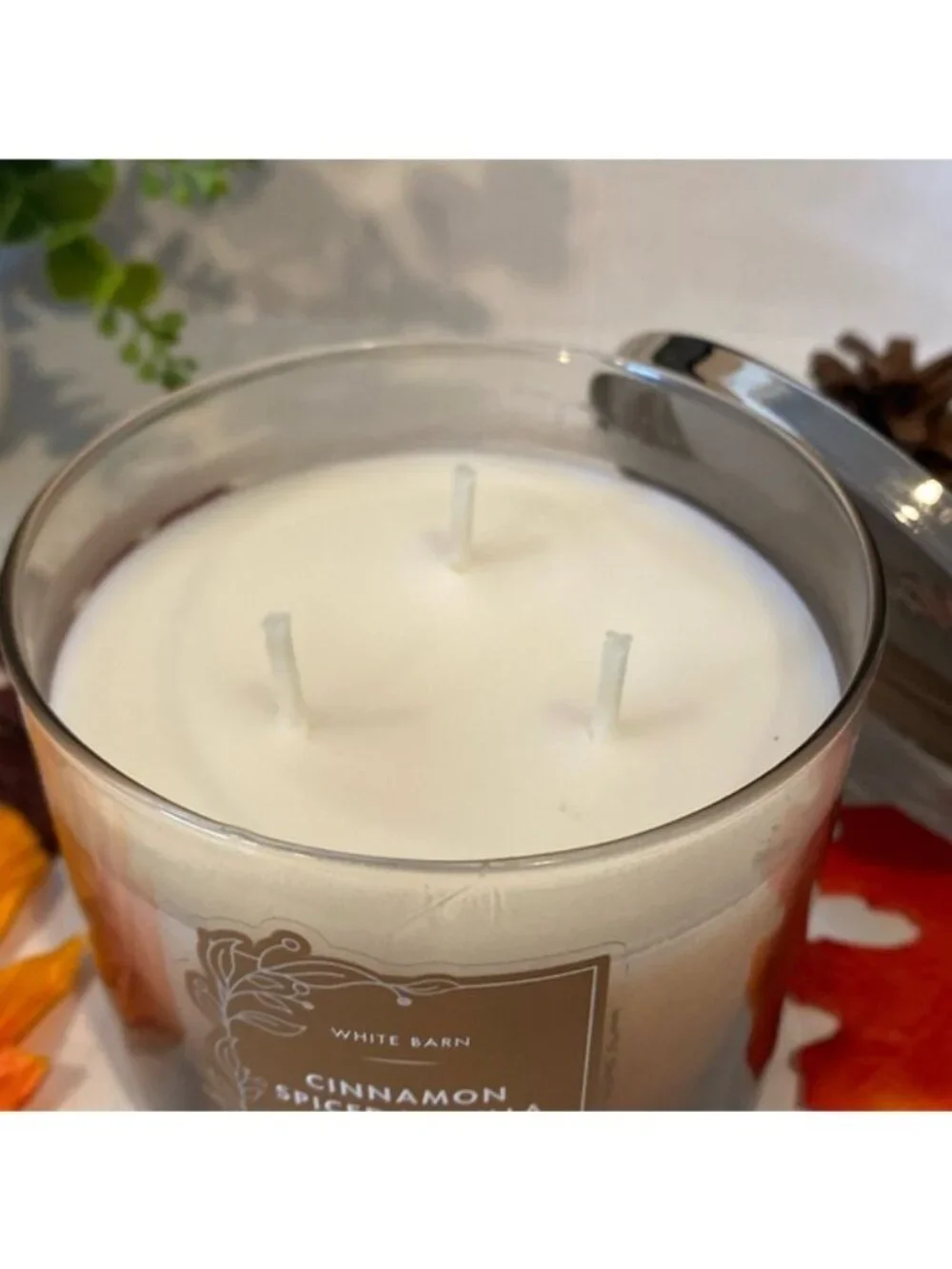 “Cinnamon Spiced Vanilla” Bath & Body Works White Barn NEW 3-Wick Candle